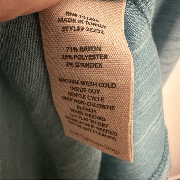 Soft Surroundings Aqua Heathered Relaxed Fit Hooded Pull Over Size Medium - Picture 8 of 8